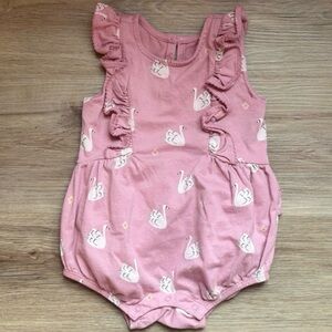 Tea Collection Swan Print Ruffle Romper Pink Baby Bubble 6-9M EUC